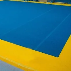 Umrandungsteppich Mit Schürze Gelb