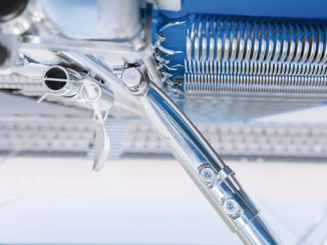 Eurotramp® Wettkampf-Trampolin Ultimate 4x4 3 Eurotramp® Wettkampf-Trampolin Ultimate 4x4 – Bild 3