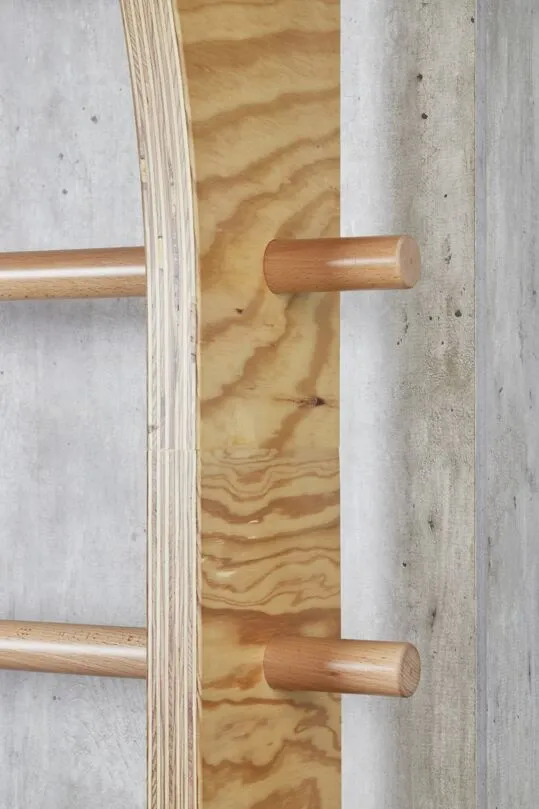 Kübler Sport® Sprossenwand Wave Bars® 5 Kübler Sport® Sprossenwand Wave Bars® – Bild 5