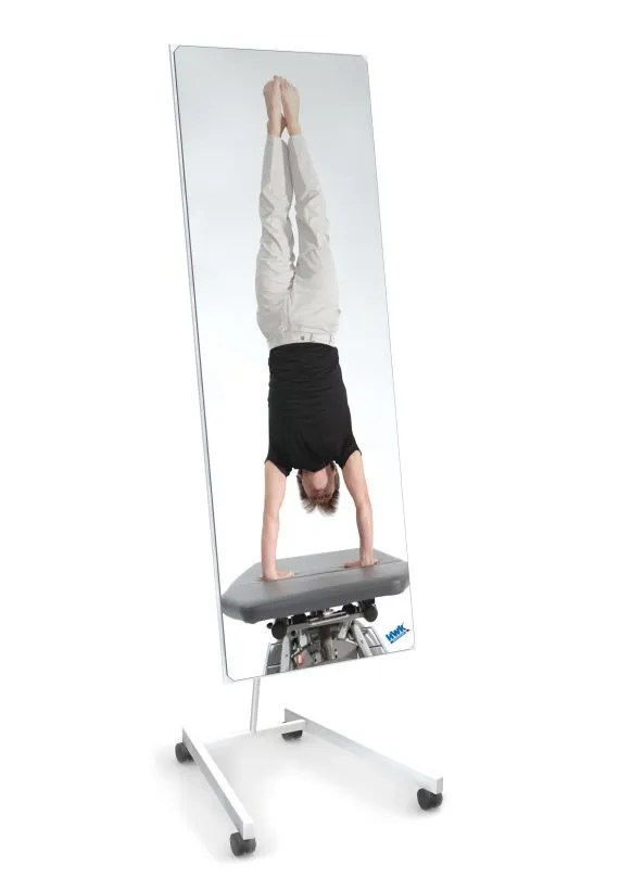 HWK Therapiespiegel Inkl. Gestell 1 HWK Therapiespiegel Inkl. Gestell